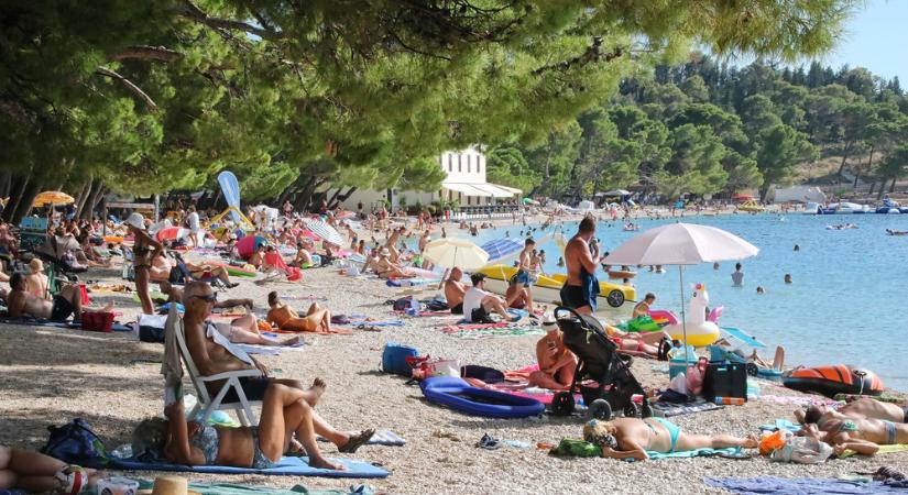Már a horvátok is menekülnek az Adria partjairól