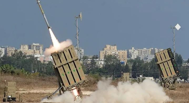 Az izraeli légvédelem Nyíl 3 ellenrakétái Jemenből Eilatra irányzott rakétákat fogtak el