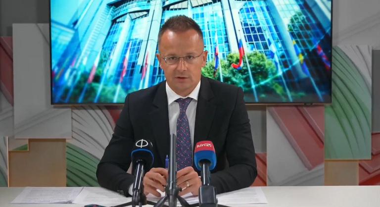 Szijjártó Péter: Magyarország továbbra is a Lukoiltól kapja a kőolajat