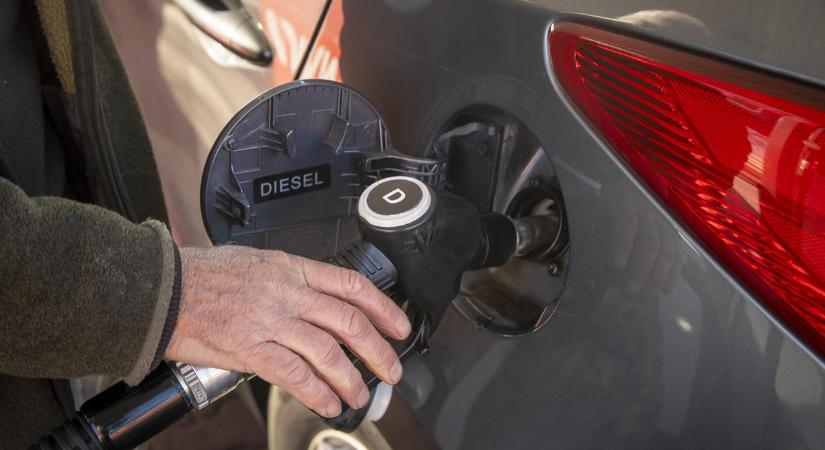 Csökken az üzemanyag ára keddtől, de ne örüljön nagyon: ennyibe kerül majd literenként