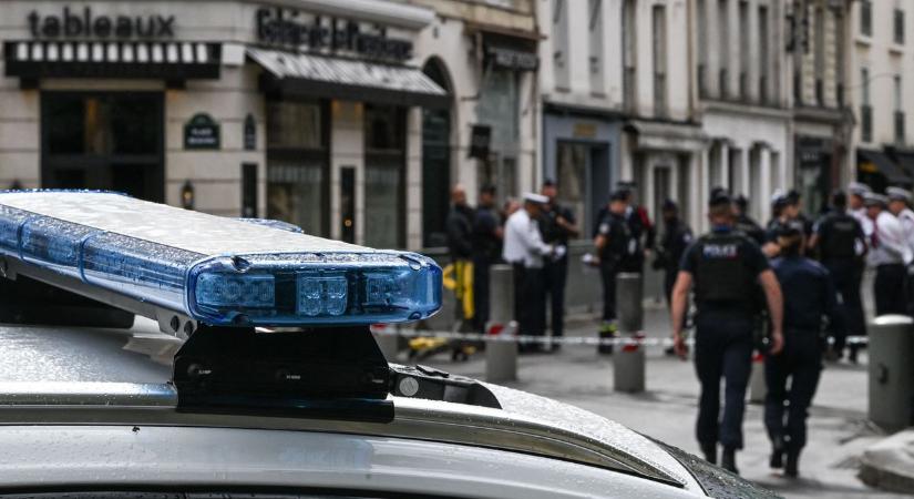 Párizsi olimpia: rendőrök özönlötték el a francia fővárost