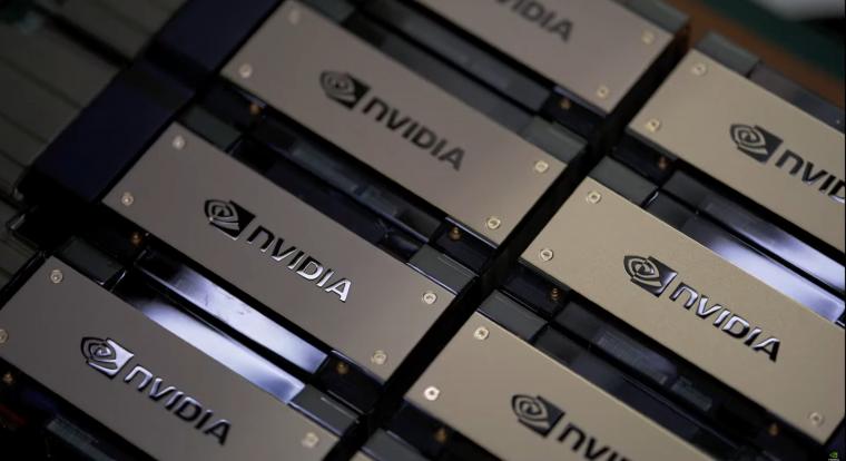 Komoly bajban az Nvidia: az Egyesült Államok betilthatja a vállalat AI-gyorsítóját