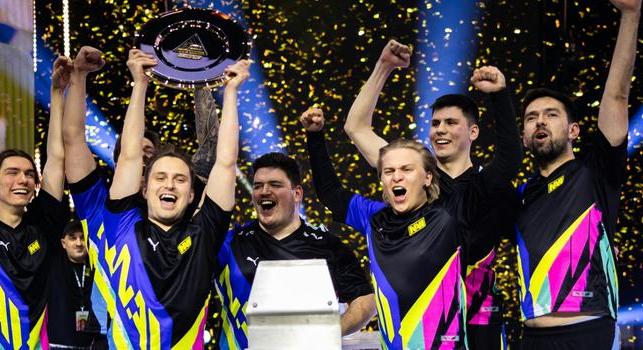 Magyar győzelem az e-sport klubvilágbajnokságán – Flashie és a NAVI újra a csúcson