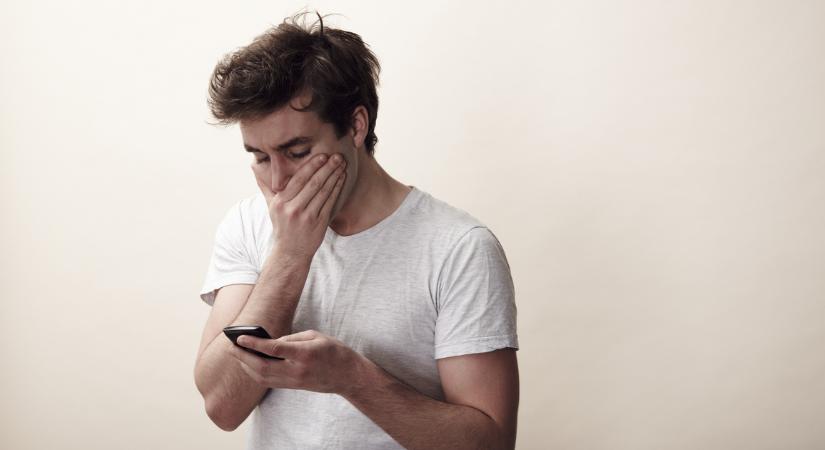 5 jel, ami arra utal, hogy valaki megpróbálja feltörni telefonját vagy már sikerült is neki