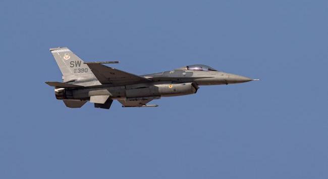 Ukrajna nem jut azonnali légi fölényhez az F-16-os vadászgépek megérkezése után – amerikai légierő-parancsnok