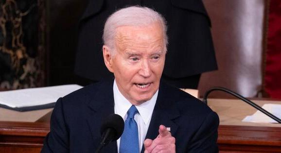 Joe Biden is Kamala Harrisnak kampányol