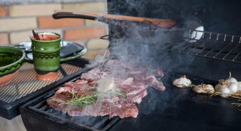 Pörög a grillszezon: ezek a húsok a legnagyobb kedvencek