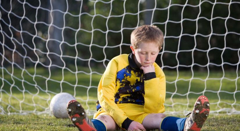 Szorong a gyerek a sport miatt? Így segíts neki leküzdeni a teljesítményszorongást