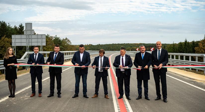 Új út készül el Magyarország és Ausztria között