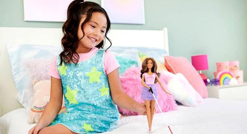 Felvásárolhatják a vak Barbie-t piacra dobó Mattelt