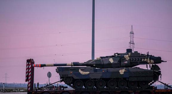 Különleges tankok léphetik át a magyar határt