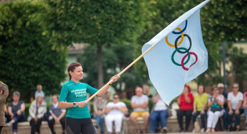 Így szurkol a tatai dandárzenekar a nyári olimpia magyar indulóinak videó