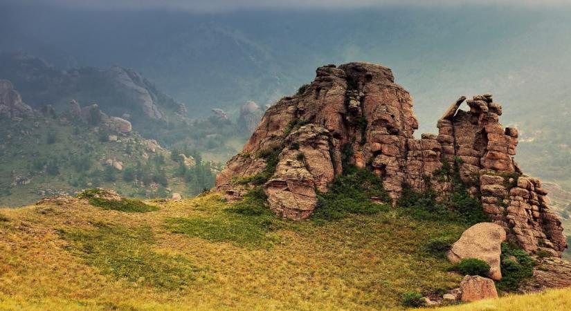 Titokzatos arcot találtak egy kazahsztáni sziklán