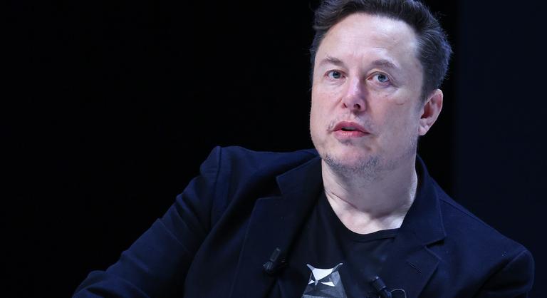 Elon Musk szerint a „woke vírus” ölte meg a fiát