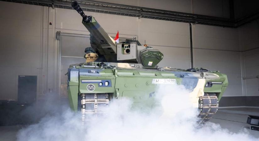 Így néz ki: kigördült az első magyar gyártású Lynx harcjármű – fotók
