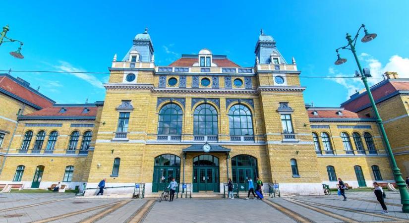 Közlekedési megállapodást írt alá Magyarország és Románia, megkezdik a Szeged és Temesvár közötti vasútvonal építésének előkészületeit