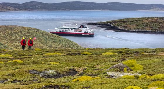 Elsüllyedt egy halászhajó a Falkland-szigeteknél, kilencen meghaltak, négyen eltűntek