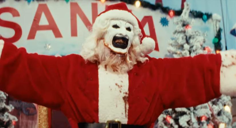 Új, igen beteg karácsonyi előzetes érkezett a Terrifier 3-hoz, melyben szól a Csendes éj, a gyilkos bohóc meg angyalkát rajzol egy vértócsába