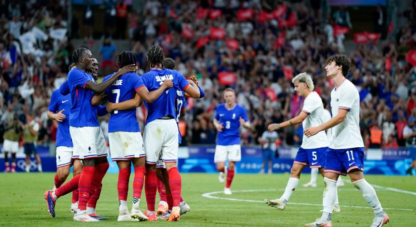 Kulcsemberei szállították a francia válogatott győzelmét
