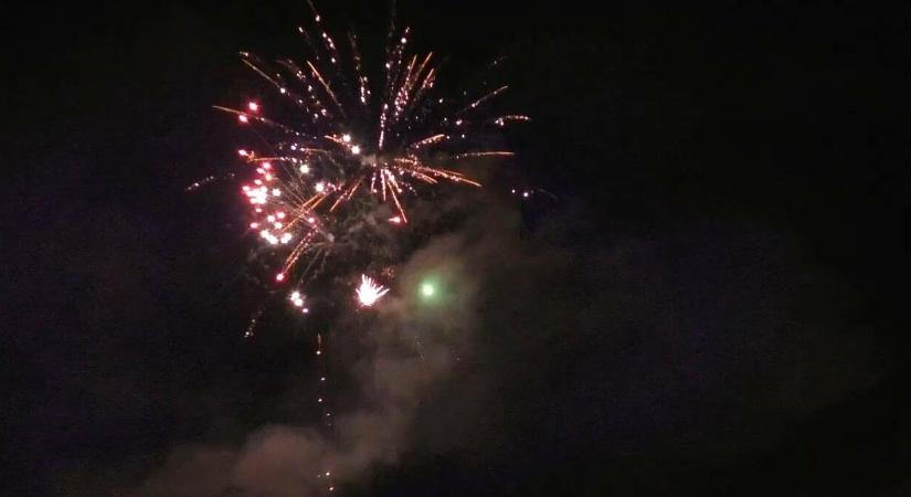 A tűzijáték a rendezvények méltó lezárása? – Megkérdeztük a kanizsaiakat