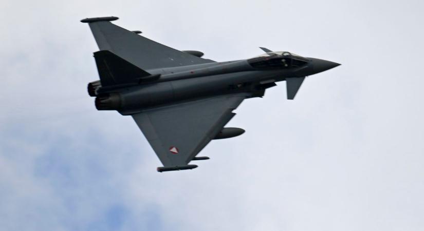 Brit harci repülőgépek ellenőrzik majd a NATO keleti szárnyát