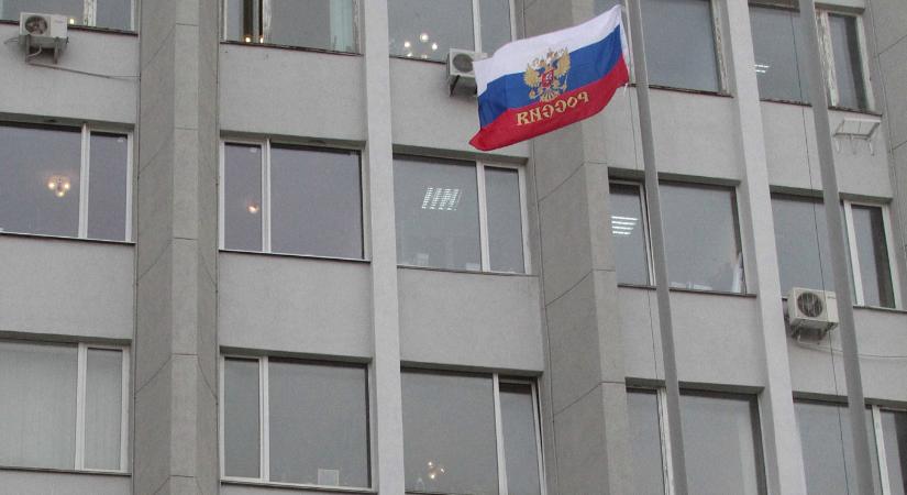 Megint ablakból zuhant ki egy ismert orosz ember, ezúttal egy közgazdász halt meg