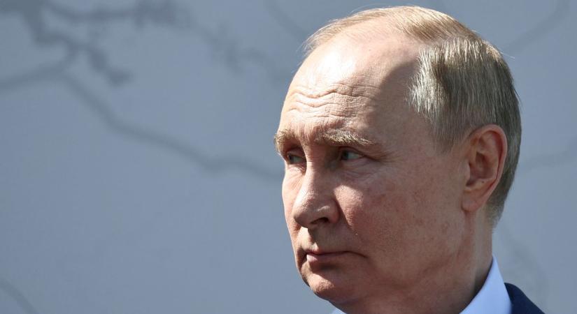 Putyinhoz utazott a szövetségese, valami készül