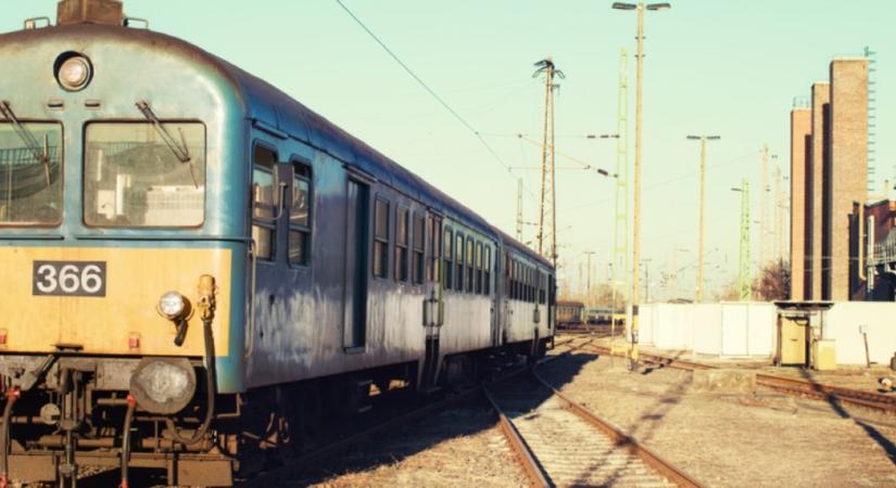 DK: Közlekedés elleni bűn a Volánbusz MÁV-ba olvasztása