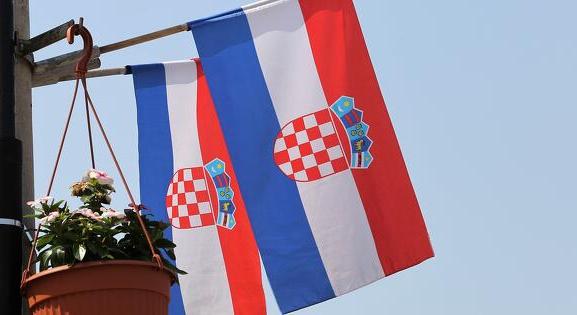 Izzik a parázs a szerbek és a horvátok között is