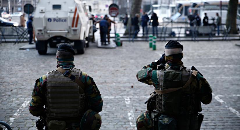 Országra állítottak elő terrorizmussal gyanúsítottakat Belgiumban