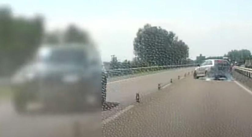 Szép, szép, amit a skodás mutatott Polgárnál, de talán nem az autópályán kellett volna – videóval