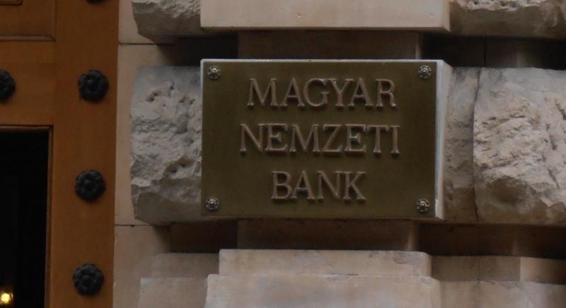 MNB: 70 milliós bírság a Raiffeisen Banknak és lízingcégének