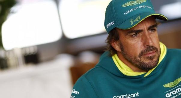 „Tavaly a McLarennek, idén a Mercedesnek is sikerült” – Alonso az Aston fejlődéséről