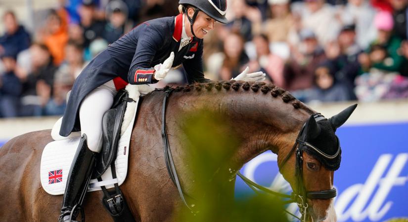 Két tucat alkalommal ütötte meg a lovat egy perc alatt – visszalépett az olimpiától a címvédő brit díjlovagló