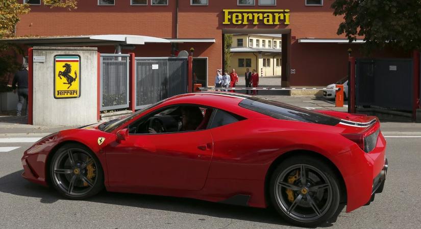 Európában is lehet már kriptopénzért Ferrarit venni