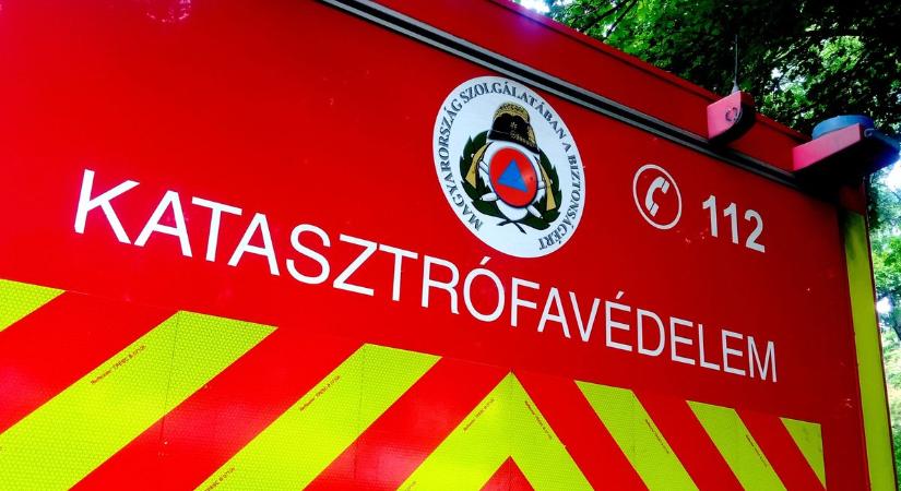 Most jött: Frontálisan ütközött két autó Budapesten
