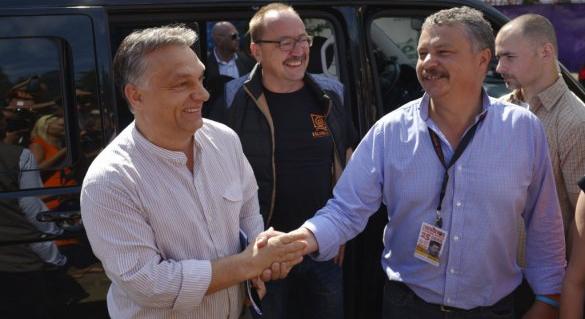 Tíz éve mondta Orbán Viktor, hogy a demokrácia nem szükségszerűen liberális