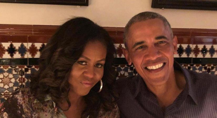 Ez mindent megváltoztat: az Obama házaspár is beállt Kamala Harris mögé