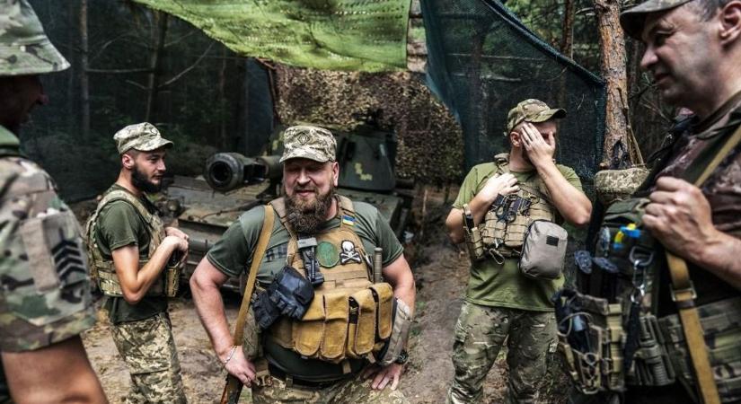 Fizetés nélkül maradhat az ukrán hadsereg, mivel az erre a célra elkülönített pénzt fegyvervásárlásra költötték