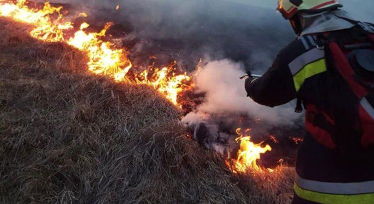 Hulladék és gaz égett Hajdú-Bihar több pontján