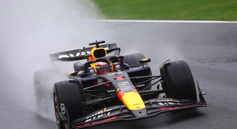 F1: Leszakadt az ég Belgiumban az időmérő előtt