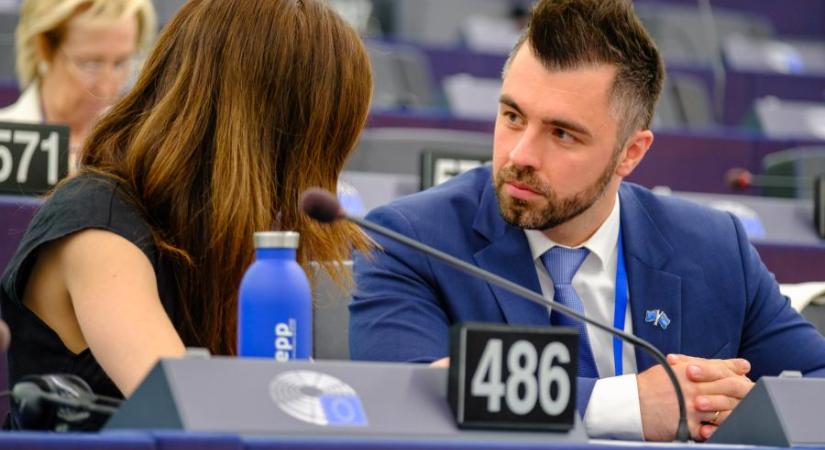 Kulja András felszólította a Fideszt, hogy álljon nyilvánosság elé az egészségügyi programjával