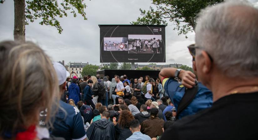 Őrjöngenek a franciák a botrányos olimpiai megnyitó után