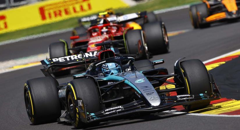 Dráma az F1-ben: Hamilton nyerte a Belga Nagydíjat, Russelt kizárták