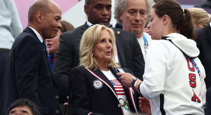 Jill Biden áradozik, Kamala Harris lapít a botrányos olimpiai megnyitó után