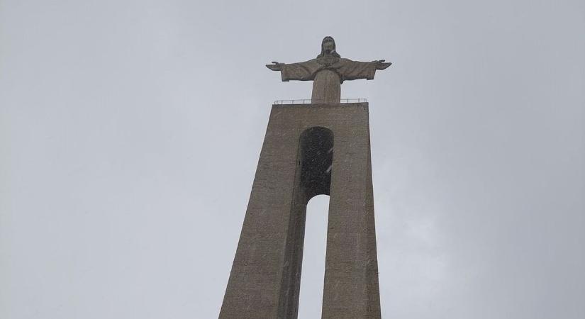 Kereszténygúnyolás az olimpián: Krisztus széttárta a karjait