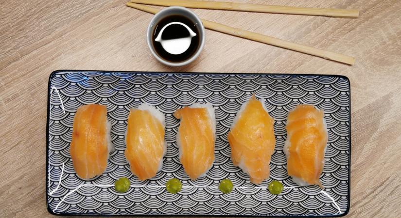Sushi gyorsan és egyszerűen: ezzel a recepttel mindenkit lenyűgözhetsz