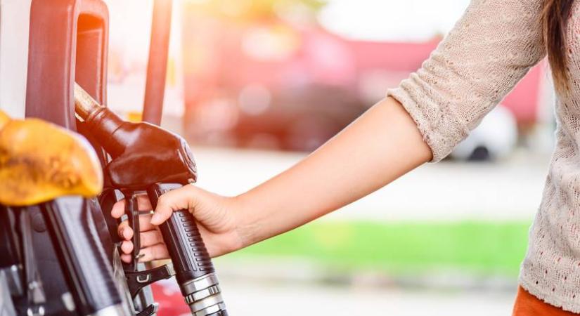 Ilyen benzinárak várhatók keddtől: ennek sok autós nem fog örülni