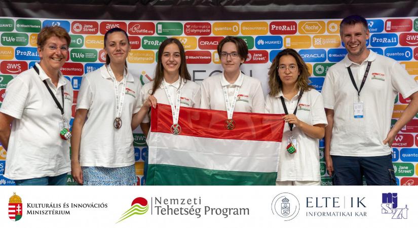 Két ezüst-, egy bronzéremmel zárták a magyarok az Európai Lány Informatikai Diákolimpiát
