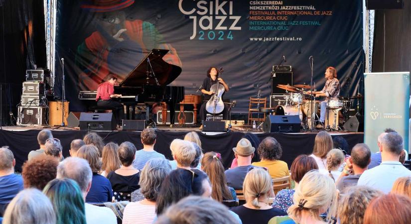 Állva tapsoló közönség, teltházas koncertek – Így zajlott a Csíkszeredai Nemzetközi Jazzfesztivál